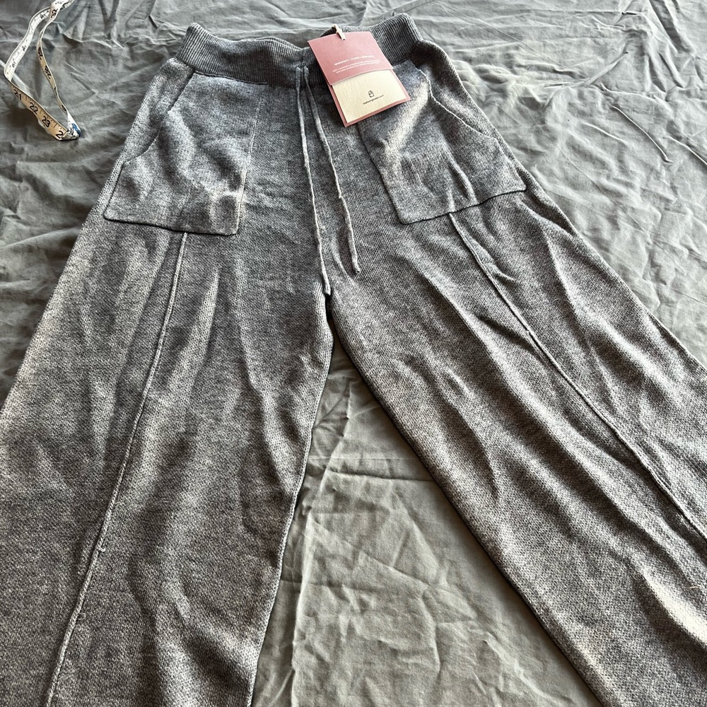NWT Nap Wool Blend capri lounge pants